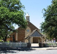 St George Church and Cemetery Tours - Accommodation NT
