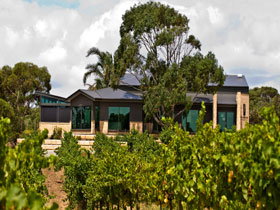 Delacolline Estate - NT Tourism 0