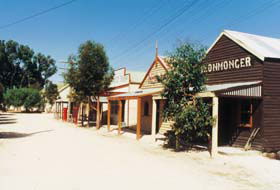  Accommodation NT