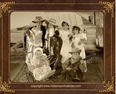 Olde Time Portraits - Accommodation NT 0