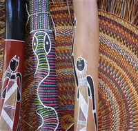 Didgeridoo Hut and Art Gallery - Accommodation NT