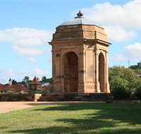 Windsor War Memorial Park - Accommodation NT