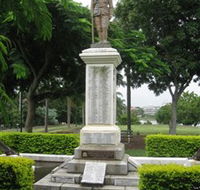 Mowbray Park and East Brisbane War Memorial - Accommodation NT