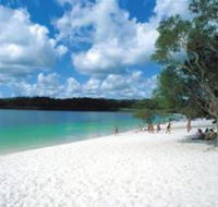 Lake McKenzie - Accommodation NT