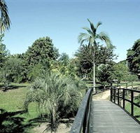 Ingham Memorial Gardens - Accommodation NT