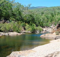 Mount Elliot Bowling Green Bay National Park - Accommodation NT