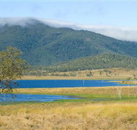 Lake Elphinstone - Accommodation NT