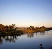 Lake Wivenhoe - Accommodation NT