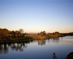 Lake Wivenhoe - Accommodation NT 0