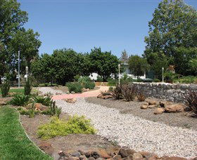 Henricks Park - Accommodation NT 0