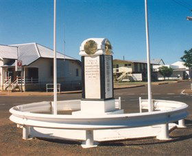 Cloncurry War Memorial - Accommodation NT 0