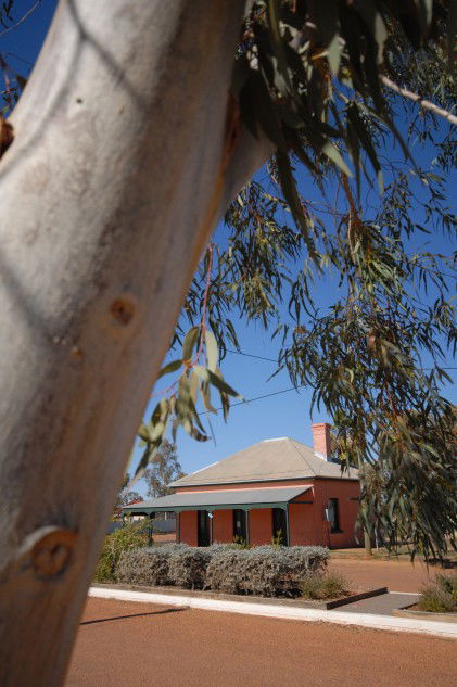 Leahy Historical House - Accommodation NT 10