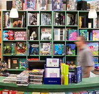 Lorne Beach Books - Accommodation NT