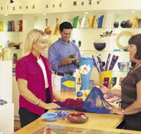 Shopping in The Rocks - Accommodation NT