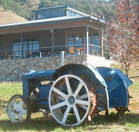 Lake George Winery - Accommodation NT