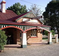 The Tumblong Tavern - Accommodation NT