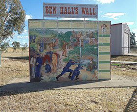 Ben Halls Wall - Accommodation NT 0