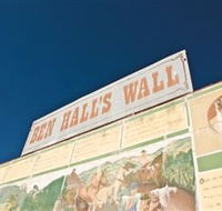 Ben Hall Wall - Accommodation NT