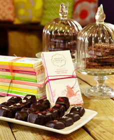 Bright Chocolate - Accommodation NT 4