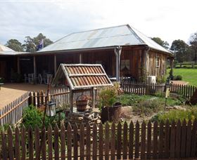 Rollonin Cafe - Accommodation NT 1