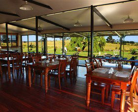 Eastview Estate - Winery, Brewery And Distillery - Accommodation NT 0