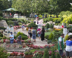 Cockington Green Gardens - Accommodation NT 1