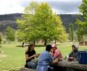 Tidbinbilla - Accommodation NT 2