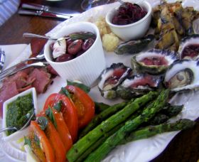 VictorsFood - Accommodation NT 2
