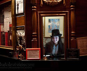 The Magicians Cabaret - Accommodation NT 0