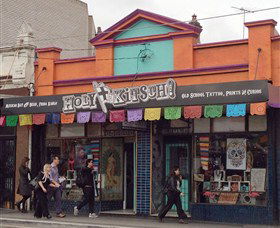 Holy Kitsch! Newtown - Accommodation NT 0