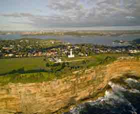 Macquarie Lighthouse - Accommodation NT 3