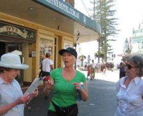 Karens - Walking Tours - Accommodation NT 1