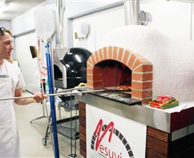 Vesuvio WoodFire Cooking Classes - Accommodation NT 0