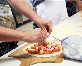 Vesuvio WoodFire Cooking Classes - Accommodation NT 4