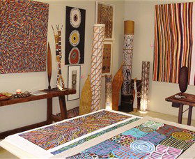 Bouddi Gallery - Contemporary Aboriginal Art - Accommodation NT 3
