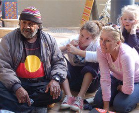 Bouddi Gallery - Contemporary Aboriginal Art - Accommodation NT 6