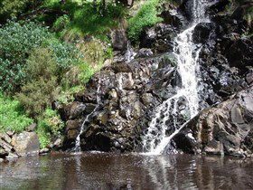 Ingalalla Waterfalls - Accommodation NT 0