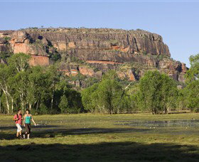 Sandstone And River Bushwalk - Accommodation NT 0