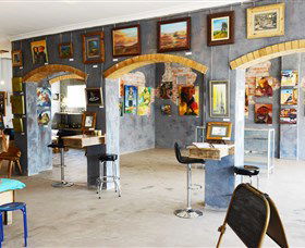 Splatter Gallery And Art Studio - NT Tourism 0