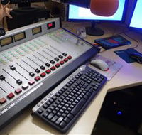 Peak Hill FM Community Radio Station - Accommodation NT