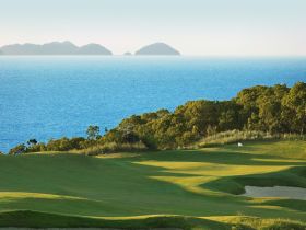 Hamilton Island Golf Club - Accommodation NT 1