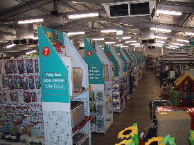 Muzzys Hardware - Accommodation NT 2
