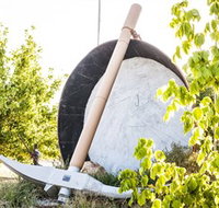 The Big Gold Pick and Pan - Accommodation NT