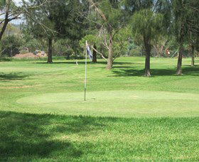 Wiradjuri Golf Centre - Accommodation NT 0