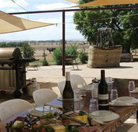 Toms Waterhole Wines - Accommodation NT