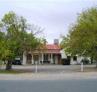 Round Hill Hotel - Accommodation NT