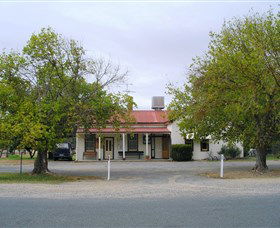 Round Hill Hotel - Accommodation NT 0