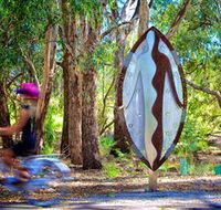 Wagirra Trail and Yindyamarra Sculpture Walk - Accommodation NT