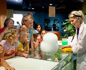 Questacon â€“ The National Science And Technology Centre - Accommodation NT 0