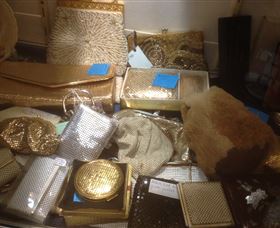 Mountain Blue Vintage Linen - Accommodation NT 7